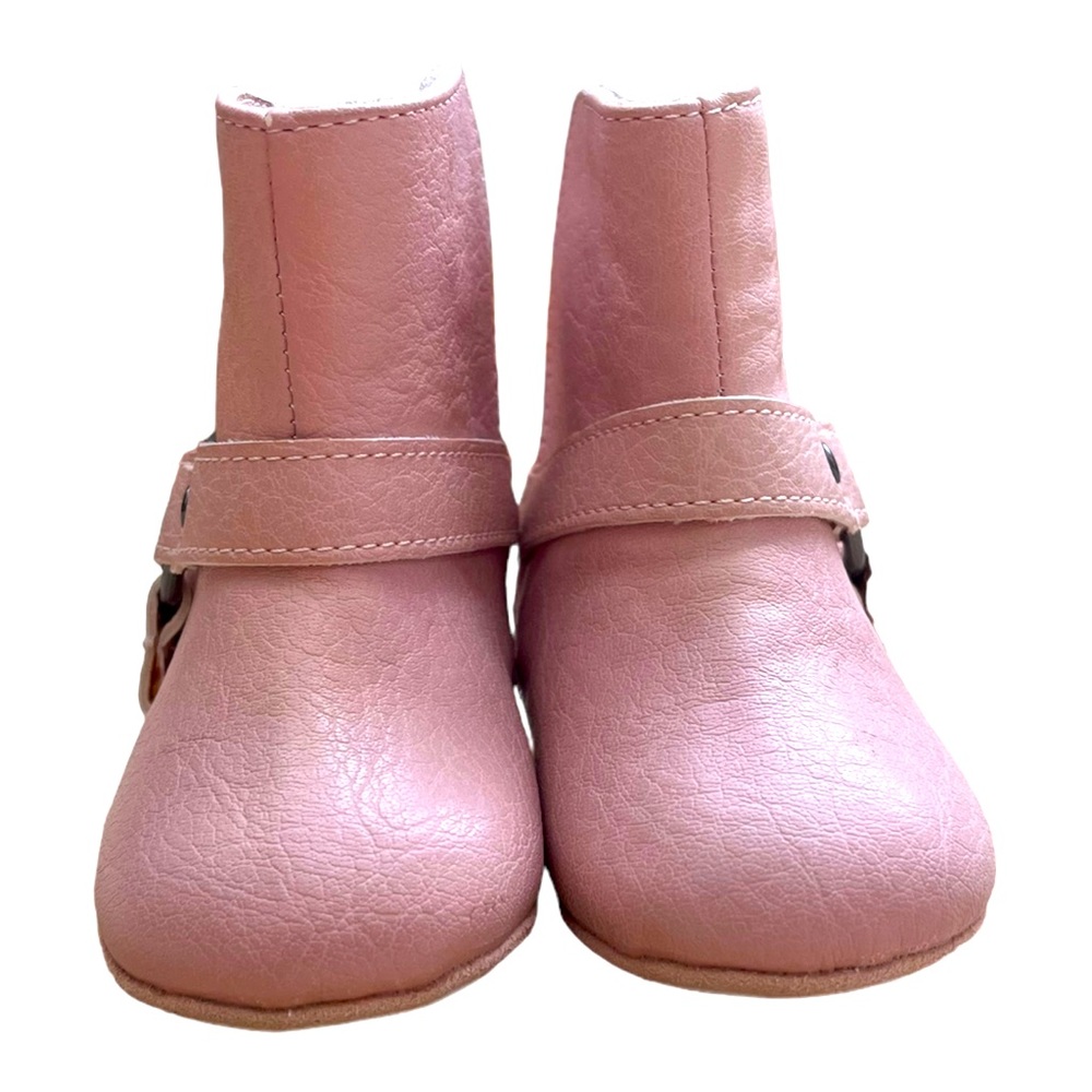 NWOT Frye Baby Pink Size 2 Baby Harness Boots